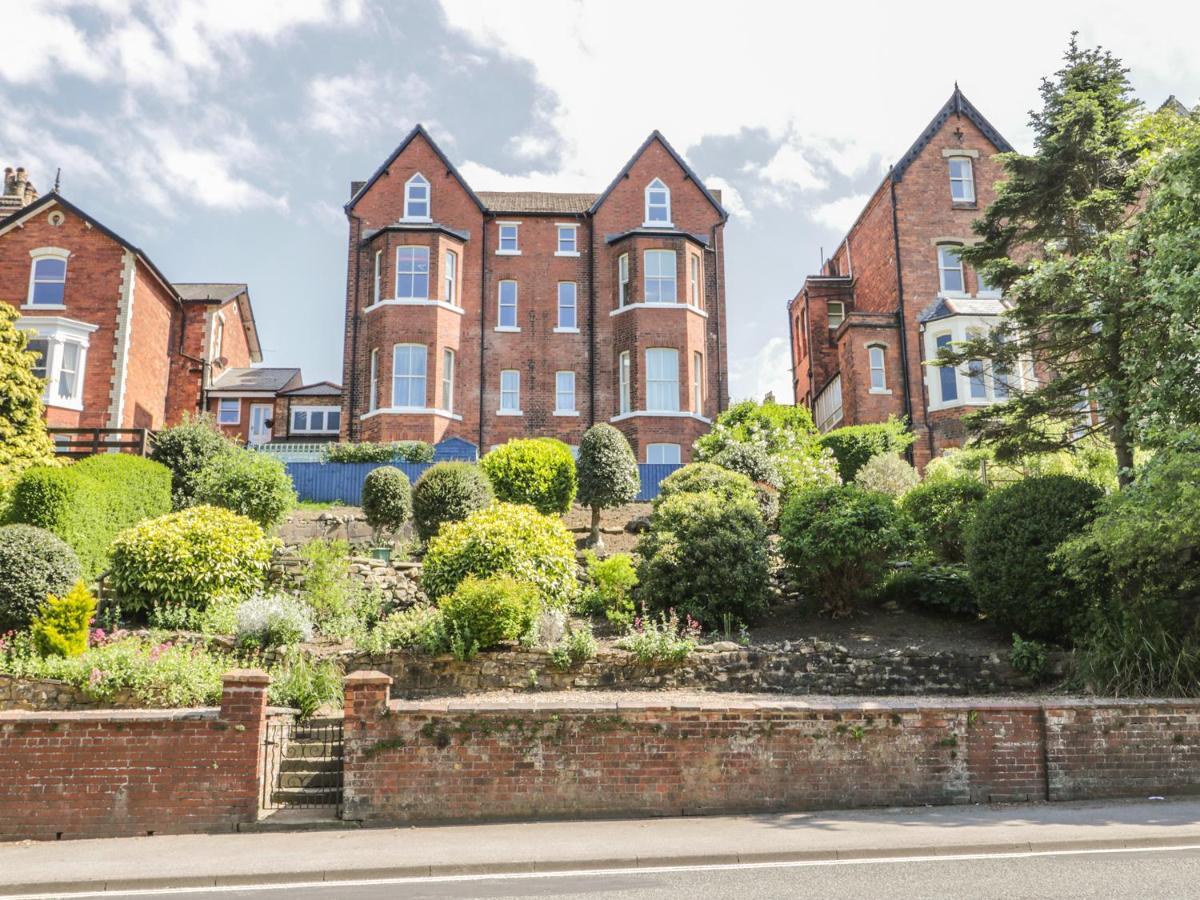 Carisbrooke Apartment